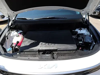 Kia Niro 2024, 20870 км, за 19632.48 USD - фото 19