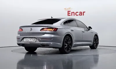 Volkswagen Arteon 2019, 134136 км, за 12632.67 USD