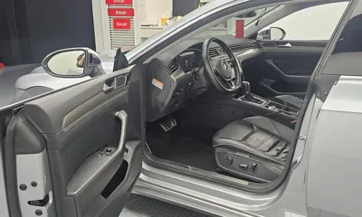 Volkswagen Arteon 2019, 134136 км, за 12632.67 USD - фото 11