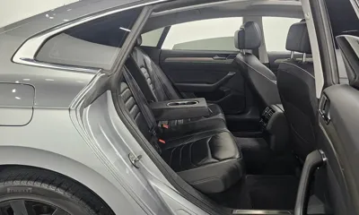 Volkswagen Arteon 2019, 134136 км, за 12632.67 USD - фото 12