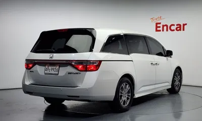 Honda Odyssey 2013, 65898 км, за 10439.38 USD