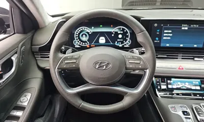 Hyundai Grandeur 2020, 86625 км, за 16410.66 USD - фото 13