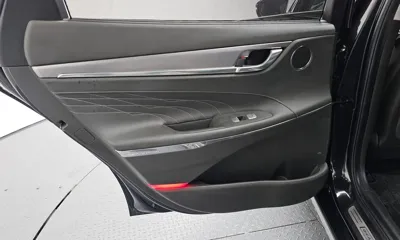Hyundai Grandeur 2020, 86625 км, за 16410.66 USD - фото 25