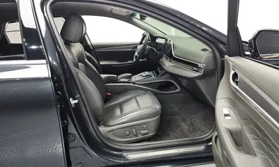 Hyundai Grandeur 2020, 86625 км, за 16410.66 USD - фото 26