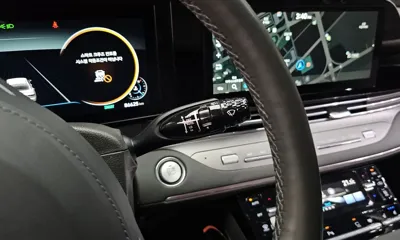 Hyundai Grandeur 2020, 86625 км, за 16410.66 USD - фото 27