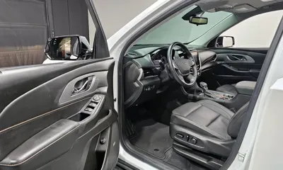 ChevroletGMDaewoo Traverse 2021, 40617 км, за 16749.86 USD - фото 11