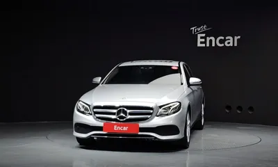 Mercedes-Benz E-Class 2017, 85509 км, за 12964.18 USD