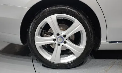 Mercedes-Benz E-Class 2017, 85509 км, за 12964.18 USD