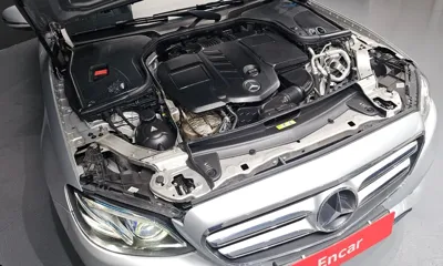 Mercedes-Benz E-Class 2017, 85509 км, за 12964.18 USD - фото 6