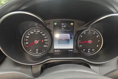 Mercedes-Benz C-Class 2018, 116400 км, за 14598 USD - фото 10