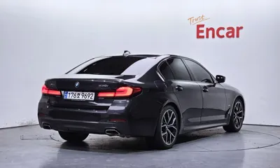 BMW 5-Series 2023, 98088 км, за 14767.09 USD