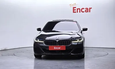 BMW 5-Series 2023, 98088 км, за 14767.09 USD