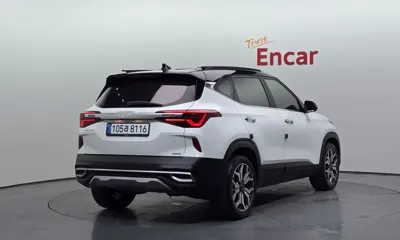 Kia Seltos 2023, 17798 км, за 14441.38 USD