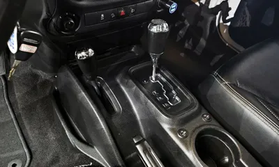 Jeep Wrangler 2017, 79310 км, за 13268.52 USD - фото 9