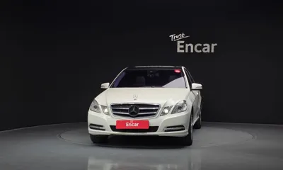 Mercedes-Benz E-Class 2012, 238706 км, за 2636.27 USD