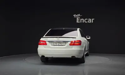 Mercedes-Benz E-Class 2012, 238706 км, за 2636.27 USD