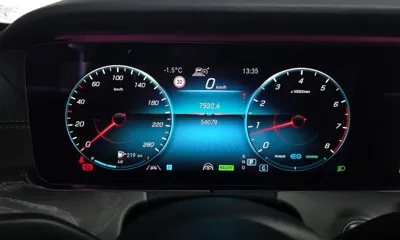 Mercedes-Benz E-Class 2021, 54079 км, за 24380.57 USD - фото 8