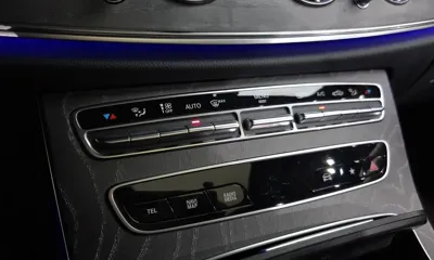 Mercedes-Benz E-Class 2021, 54079 км, за 24380.57 USD - фото 16