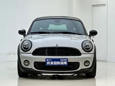 MINI Mini Coupe 2012, 73000 км, за 13132.76 USD