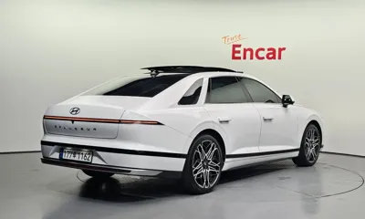 Hyundai Grandeur 2023, 53983 км, за 22736.17 USD
