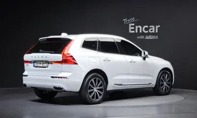 Volvo XC60 2021, 43857 км, за 28160.69 USD