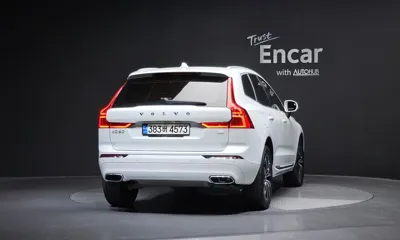 Volvo XC60 2021, 43857 км, за 28160.69 USD