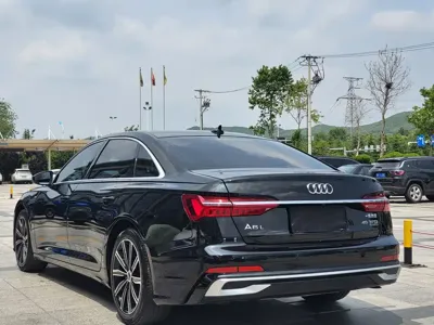 Audi A6L 2021, 90000 км, за 28692.79 USD - фото 6