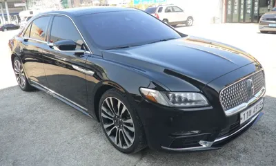 Lincoln Continental 2018, 117800 км, за 11027.96 USD