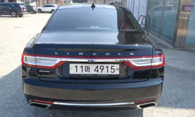 Lincoln Continental 2018, 117800 км, за 11027.96 USD