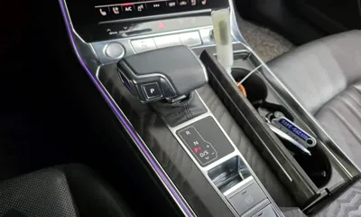 Audi A6 2020, 22758 км, за 19602.63 USD - фото 9