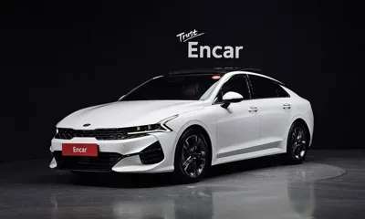 Kia K5 · 2020 год