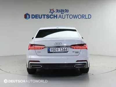 Audi A6 2020, 127488 км, за 15426.02 USD