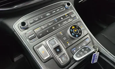 Hyundai Santafe 2022, 64202 км, за 14201.96 USD - фото 9