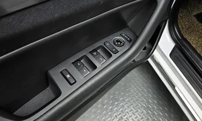 Hyundai Sonata 2018, 182969 км, за 6423.84 USD - фото 13