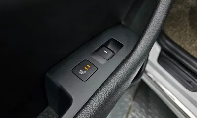 Hyundai Sonata 2018, 182969 км, за 6423.84 USD - фото 20
