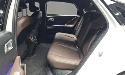 Hyundai Ioniq6 2023, 52682 км, за 21212.34 USD - фото 12