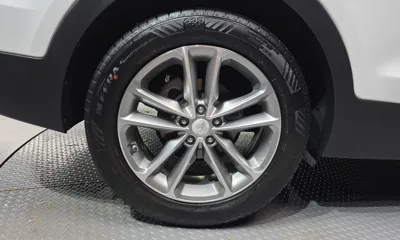 Hyundai Santafe 2016, 117008 км, за 8262.83 USD