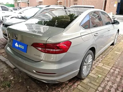 Volkswagen Lavida 2018, 85100 км, за 5694.69 USD