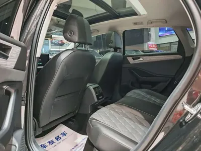 Volkswagen Sagitar 2025, 12000 км, за 14165.68 USD - фото 9