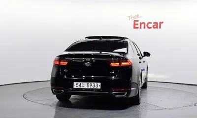 Kia K7 2016, 159119 км, за 6821.19 USD