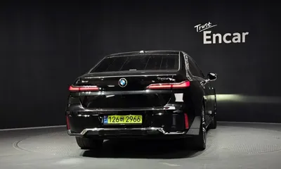 BMW 7-Series 2024, 59022 км, за 65314.43 USD
