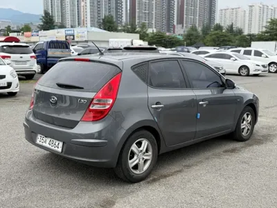 Hyundai i30 2009, 142407 км, за 1563.52 USD