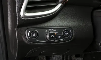 ChevroletGMDaewoo Trax 2018, 149408 км, за 3766.1 USD - фото 19