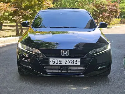 Honda Accord · 2018 год