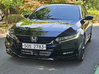 Honda Accord 2018, 44215 км, за 10569.81 USD