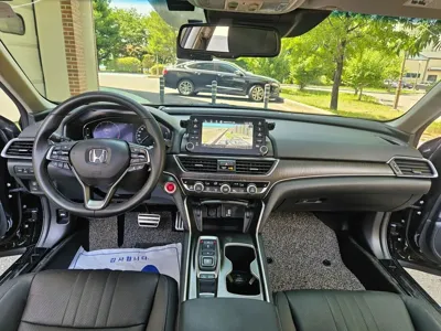Honda Accord 2018, 44215 км, за 10569.81 USD - фото 10