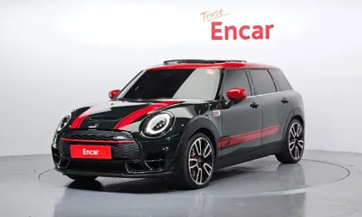 MINI Clubman · 2023 год