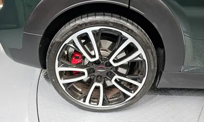 MINI Clubman 2023, 30803 км, за 22004.72 USD