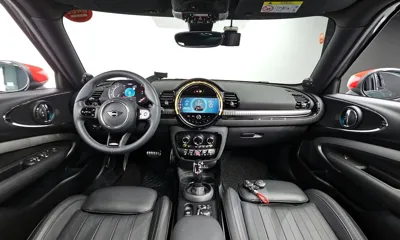 MINI Clubman 2023, 30803 км, за 22004.72 USD - фото 7