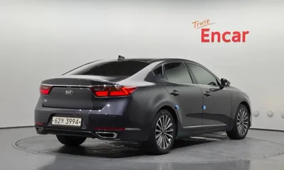 Kia K7 2018, 109977 км, за 20349.22 USD